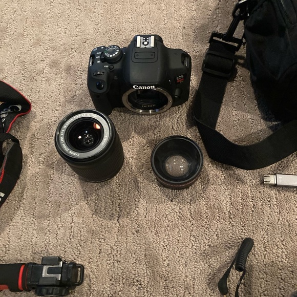 Cannon rebel eos t5i - Picture 4 of 8